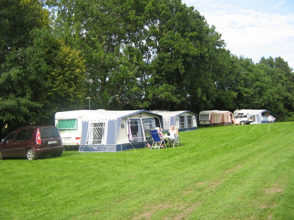 Hjemstavnsgardens Camping & Cottages Glamsbjerg Екстериор снимка